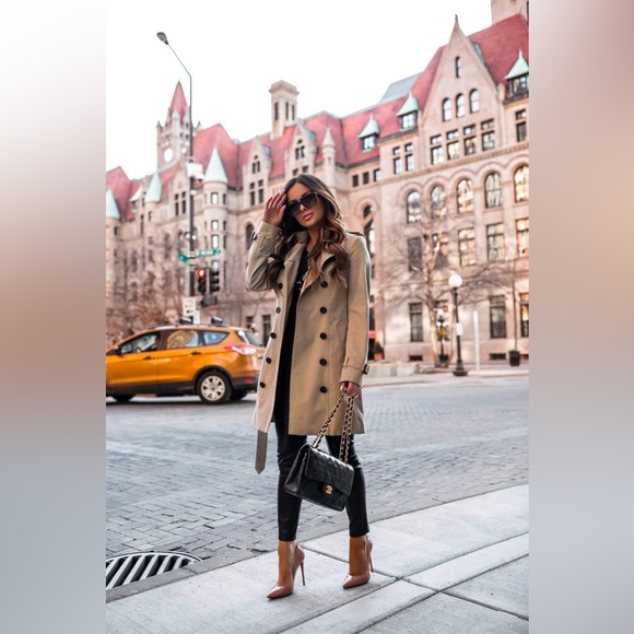 Authentic Burberry Kensington Trench 2018 - Picture 12 of 12